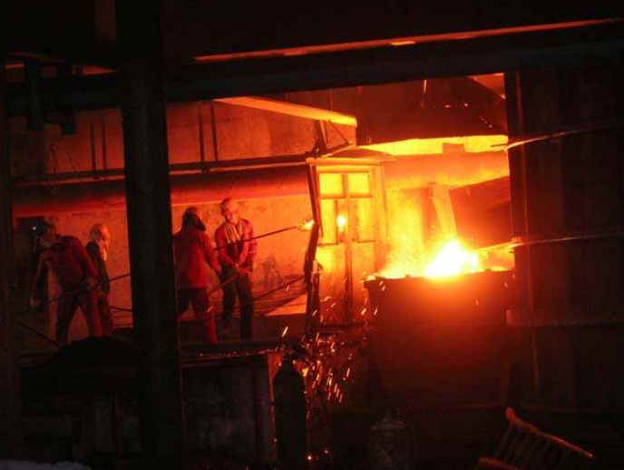 廣東金晟蘭取得解決150T電爐立柱側(cè)下爐殼發(fā)紅結(jié)構(gòu)專利，降低改造過(guò)程對(duì)生產(chǎn)的影響